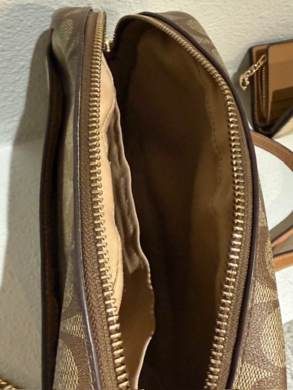 Coach Mini Jamie Camera Bag In Signature Canvas CA172 with Matching Wallet - Picture 3 of 9